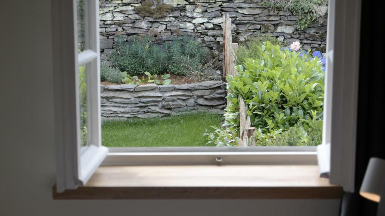 Holiday House Burgblick2 With Garden - Vosproperties Montjoie Extérieur photo